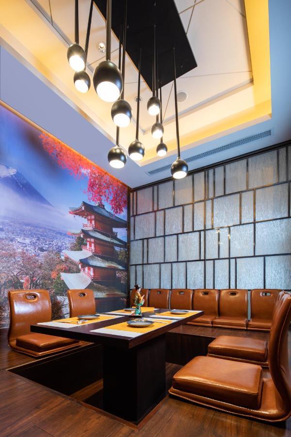 Wyndham Grand Plaza Royale Colorful Yunnan Ξενοδοχείο Κούνμινγκ Εξωτερικό φωτογραφία