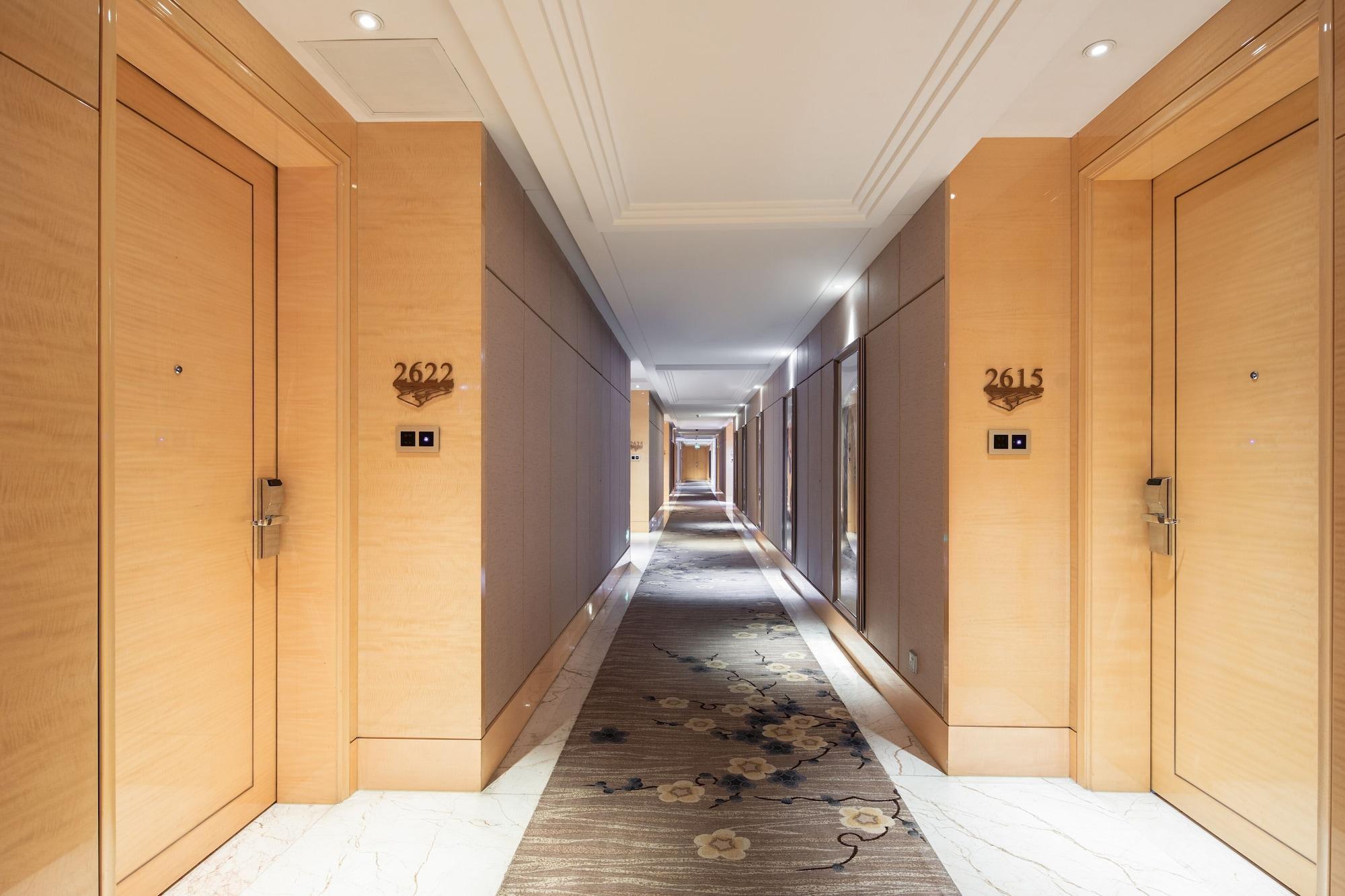 Wyndham Grand Plaza Royale Colorful Yunnan Ξενοδοχείο Κούνμινγκ Εξωτερικό φωτογραφία
